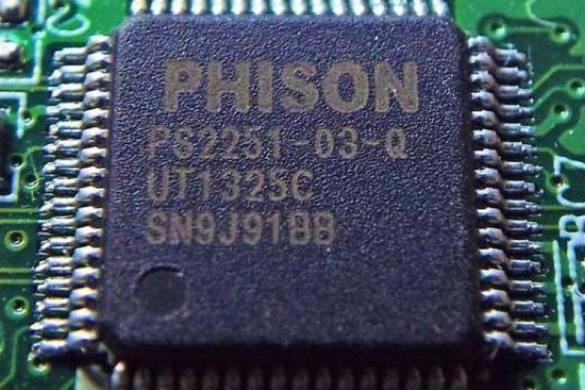 Универсальный контроллер Phison 2251-03 Универсальный контроллер Phison 2251-03