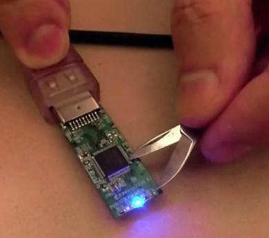 Перевод USB-Flash в служебный режим замыканием контактов Перевод USB-Flash в служебный режим замыканием контактов